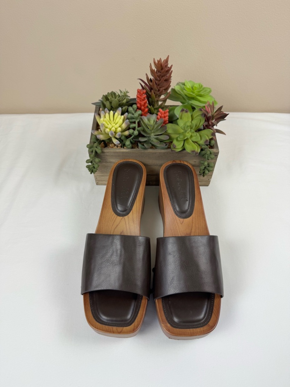 Splendid Dark Brown Leather Slide Mules with Wood-Effect Footbed